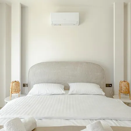 Holiday home Luna Bodrum, Oezel Isitmali Havuzlu